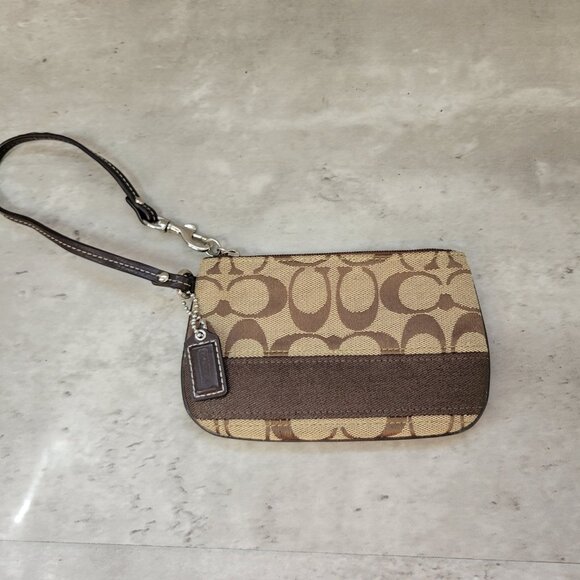 Coach Signature Logo Wristlet Khaki/Brown Stripe Wallet Clutch Case 47790 - Picture 1 of 8